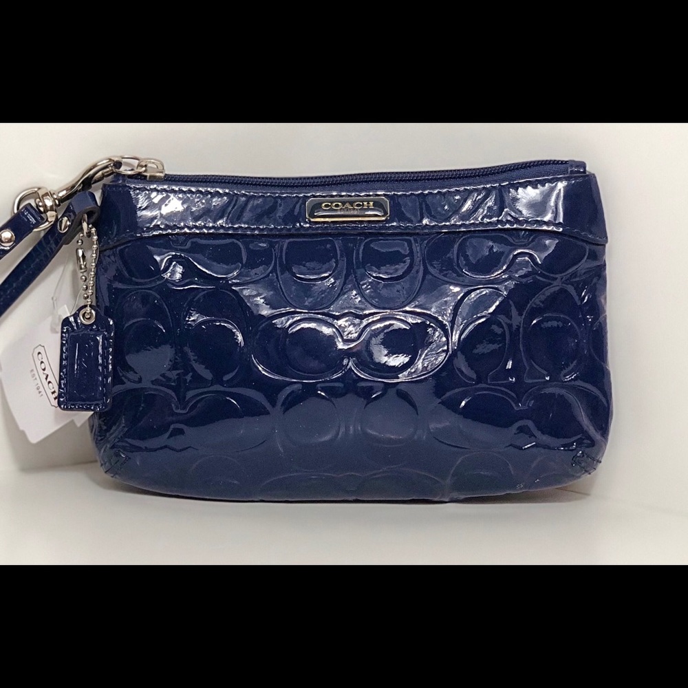 Coach NWT patent leather clutch wristlet